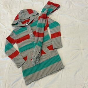 Derek Heart Girl's Gray Striped Quarter Button Up Hoodie Knitted Sweater & Scarf